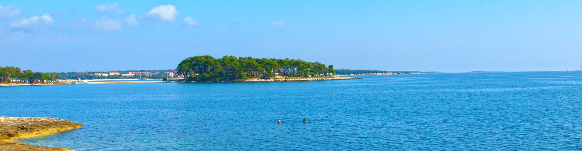 Istria Sun - Beach Munte in Medulin, Istria, Croatia. Photos, maps and