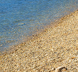 Strand Karpinjan, Novigrad