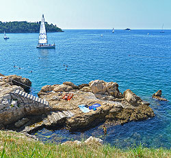 Spiaggia Monte - centro storico, Rovinj, Rovinj