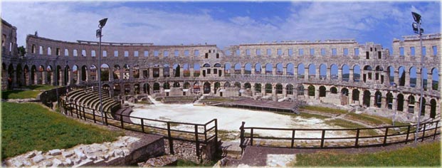 Pola (Pula) Storia