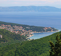 Beach Ravni, Rabac