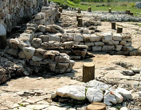 9: Arheološki nalazi i ruševine u okolici Rovinja